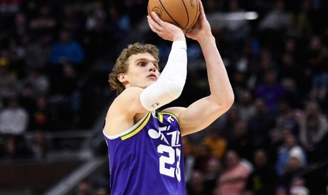 开云中国-安吉疯狂报价吓傻勇士 库里联手马卡终是黄粱一梦