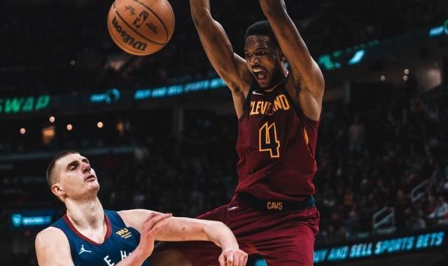 开云中国-最佳新秀！加时打爆约基奇 莫布利捍卫骑士禁区